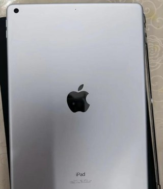 外媒：苹果折叠iPad与新系统完美适配 18.8英寸大屏加持