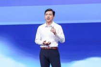 李彦宏称大模型成本每年降低90%