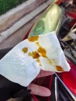 加了质量差的机油表现，机油放出来黑好还是黄好