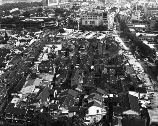 上海老城厢 ｜ 曹建国大画幅摄影展