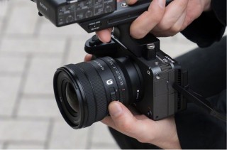 索尼最轻F4恒定光圈电动变焦镜头FE PZ 16-35mm F4 G发布