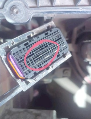 EA888发动机机油盖吸力问题