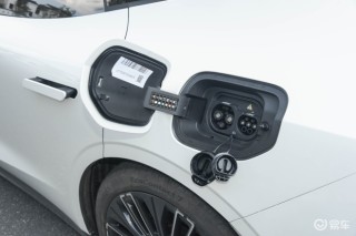 领克10 EM-P开启预售 预售价19.20万元起