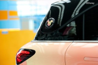 smart米奇限定艺术车现身帝都 携手迪士尼中国开启灵动奇旅