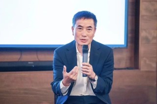 硅谷VC看生成式AI：做AI淘金热“卖水人”，应用层数据壁垒是重点