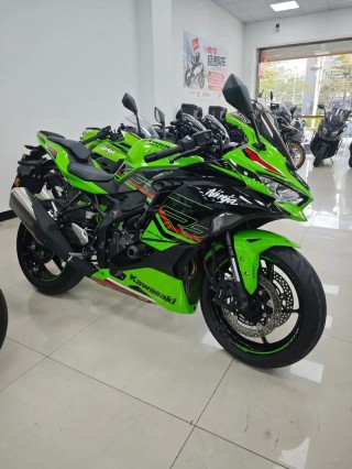 四缸真香 同级没对手 试驾川崎ZX-baidu094RR