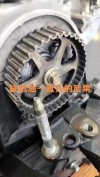 机油烧干了还能跑多远？没有机油开车20公里有啥后果