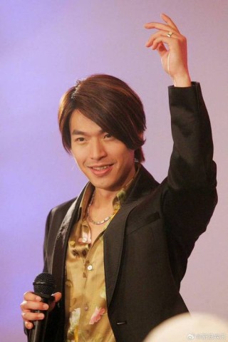 女演員蘆名星在家中去世，警方正調查死因。去年曾被爆與小泉孝太郎關係親密。