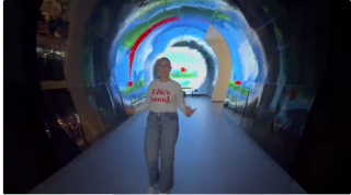 CES 2024：AI 硬件「狂欢」背后，真正的「希望」是什么？