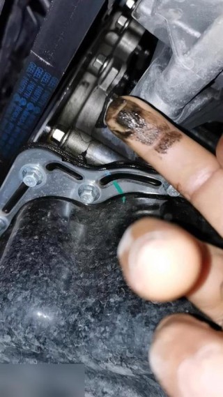 机油漏完了跑到熄火？发动机漏机油用大修吗