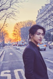 【寫真月曆】這背肌線條太犯規～ 橫濱流星於今年生日前發售2020年寫真月曆！