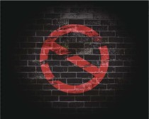 怀疑有人AI作弊，全班115人遭“连坐重考”！现场写代码+答辩+全程录像，学生怒怼：答错一句就完了？
