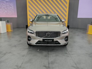 新款沃尔沃XC60正式上市 限时参考尊享价25.49万元起