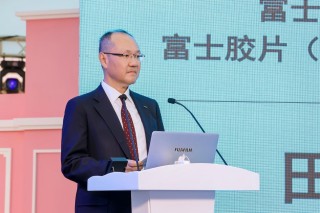 INSTAX Pal拍照精灵可爱来袭 get你的时尚小新机