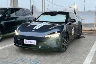 小米高管：小米YU7 下次车展见