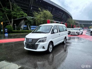 东风风行新款菱智新能源上市 限时置换一口价9.98万元起