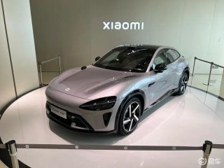 小米YU7新车色曝光 将于月底上市