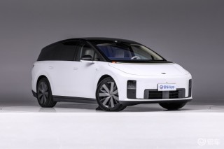 理想i8正式上市 售32.18万元起