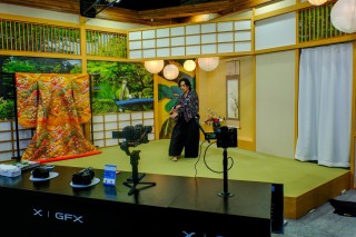 用色彩诠释经典 富士全新X100VI相机90周年的限量版亮相cp+2024