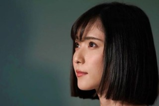 【日本廣告】超美的啦～ 松岡茉優翻唱槇原敬之的「無論在何時」！於品牌影片中表現失戀女子如何走過情傷～[內有影片]
