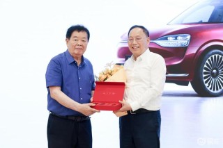 问界与福耀科技大学达成合作共识 共建产教研融合联合实验室