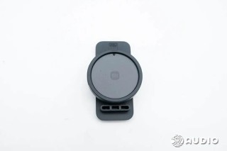 拆解Xiaomi小米运动对讲机 内置两颗敏芯股份的MEMS麦克风组成拾音阵列