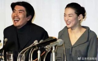鈴木保奈美與石橋貴明宣布離婚，隨育兒階段告一段落結束婚姻。