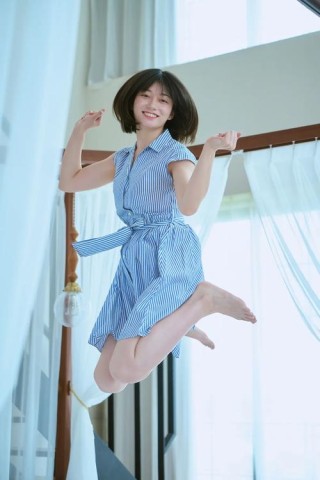 【寫真集】「幸色的一居室」女主・山田杏奈推出首部寫真集，初次挑戰水着撮影～