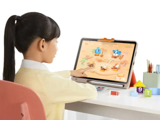 作业帮学习机 P50 发布，上线 AI 超级老师重塑学习体验