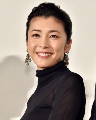 【日娛】竹内結子結婚啦！通過所屬事務所宣佈今後將連同兒子三人組織幸福家庭。