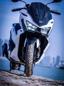 JOYMAX F&CRUiSYM 150 X上市 17800元起