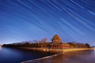 索尼发布全画幅超广角定焦镜头FE 20mm F1.8 G