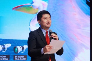 行摄生态中国 循翼｜万里海疆《借鸟类翅膀看世界 用影像艺术述情怀》讲座在上海举办 . ...