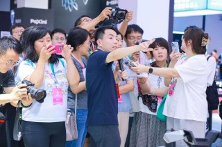 专访星海图赵行：热闹的Demo不等于泛化能力，具身智能胜负仍在数据量