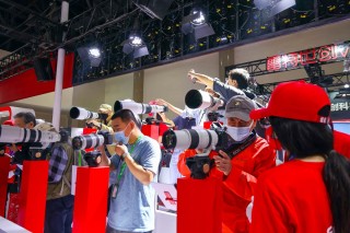 佳友带你看P&E2021佳能展台 全系产品强力出击