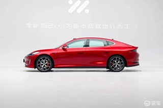 全新智己L6开启全国首批交付 权益价20.49万元起