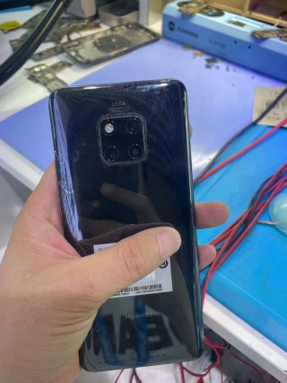 华为mate 20上市时间 华为Mate20工程机曝光预示上市时间快到了