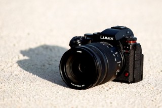 高分辨率新旗舰登场 松下Lumix S1RM2发布