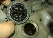 不变黑的机油是假的吗