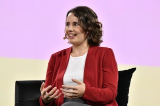 前 OpenAI 董事透露山姆·阿尔特曼被解雇内幕，称董事会是在 Twitter 上获知公司推出了ChatGPT