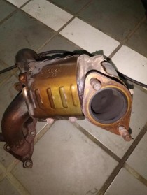 灰壳5W30适合哪些车？灰壳5W30 SL毁三元催化器吗