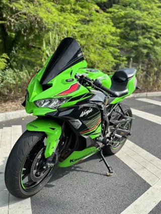四缸真香 同级没对手 试驾川崎ZX-baidu094RR