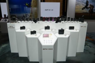 全能中画幅无反相机的诞生 富士GFX100 II发布
