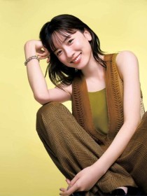 【日娛】果然最懂鈴愛的還是律啊~ 永野芽郁獲頒「2019年エランドール賞」新人賞，因佐藤健的感人話語濕了眼眶。