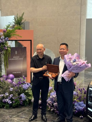 尊界S800正式开启全国先行者交付 大定已突破5000台