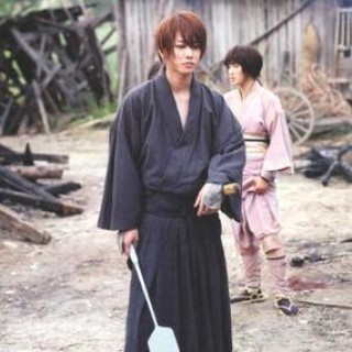 共演『浪客劍心』燃愛火？！有村架純 X 佐藤健悄悄傳出戀愛說～
