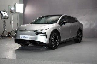 小鹏G7交付量突破10000台 售19.58万元起