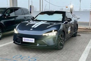 小米YU7将于5月22日正式发布 预约咨询现已开启