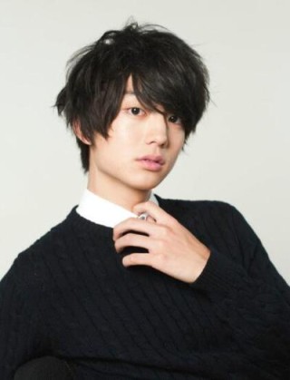 【日娛】健太郎21嵗生日快樂~ 藉著生日的契機，今後他將改名為「伊藤健太郎」，作爲向演員之路發展的決心。