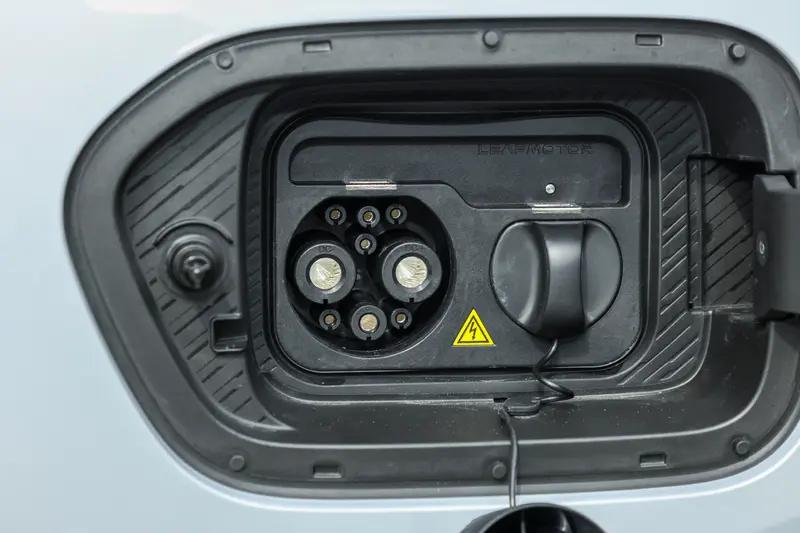 零跑B01第10000台整车下线 售价8.98万元起  第10张